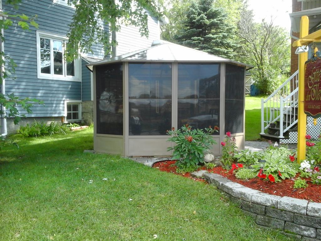 Gite Des Iles Matane Exterior photo